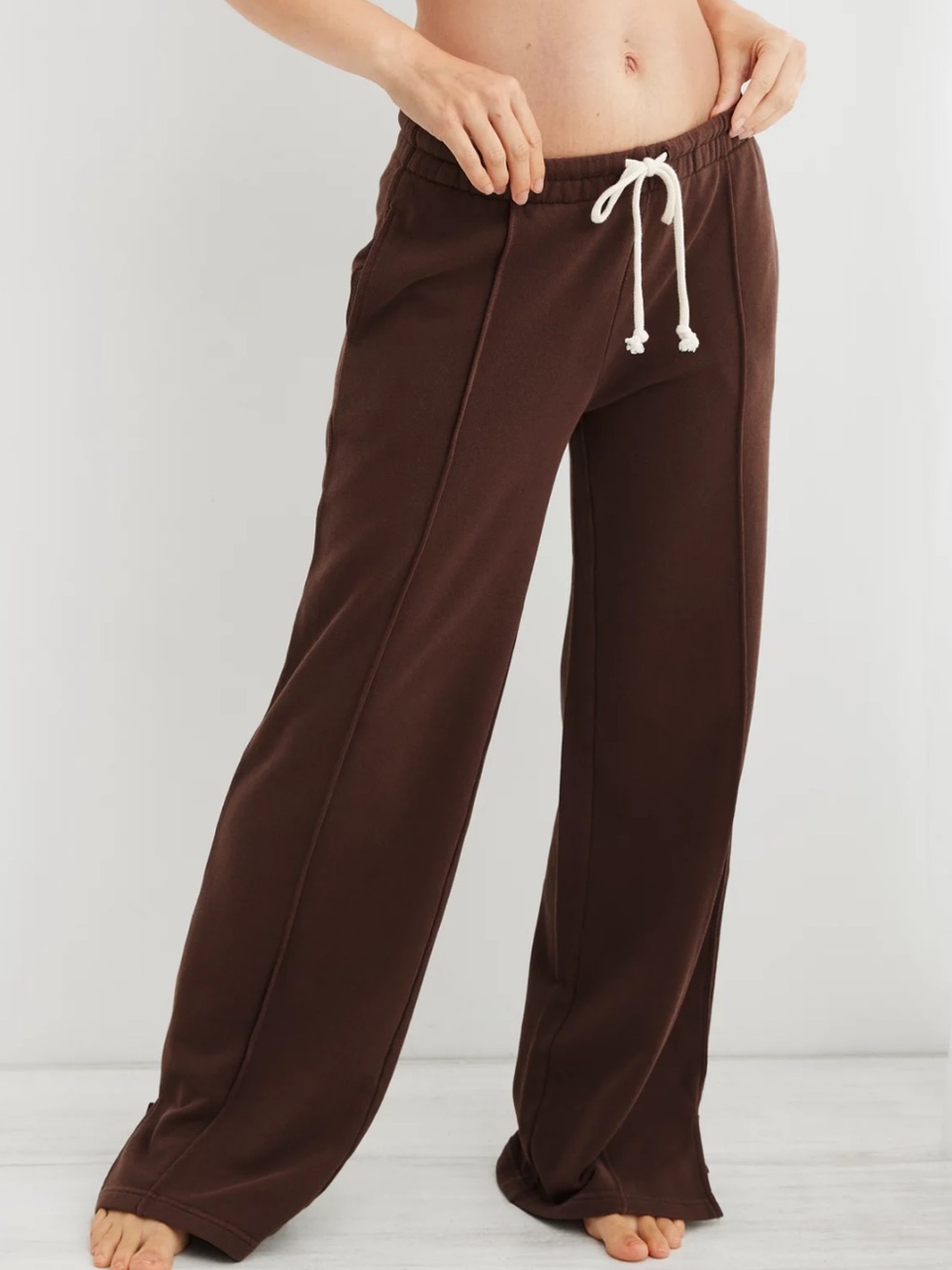 Aerie Low Rise Pintuck Skater Pant